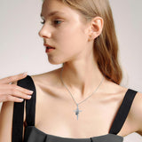Collier avec Patte et Croix en Argent Sterling 925