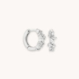 Boucles d'oreilles huggies en cristal | Or blanc