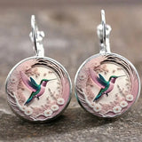 Collier avec Pendentif en Dôme de Verre en Forme de Colibri
