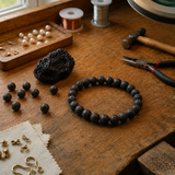 Bracelet en Pierre Lave pour Ancrage, Force et Calme